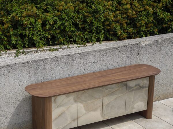Animus sideboard