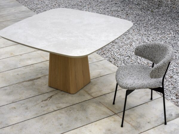 Gaia -Divine table